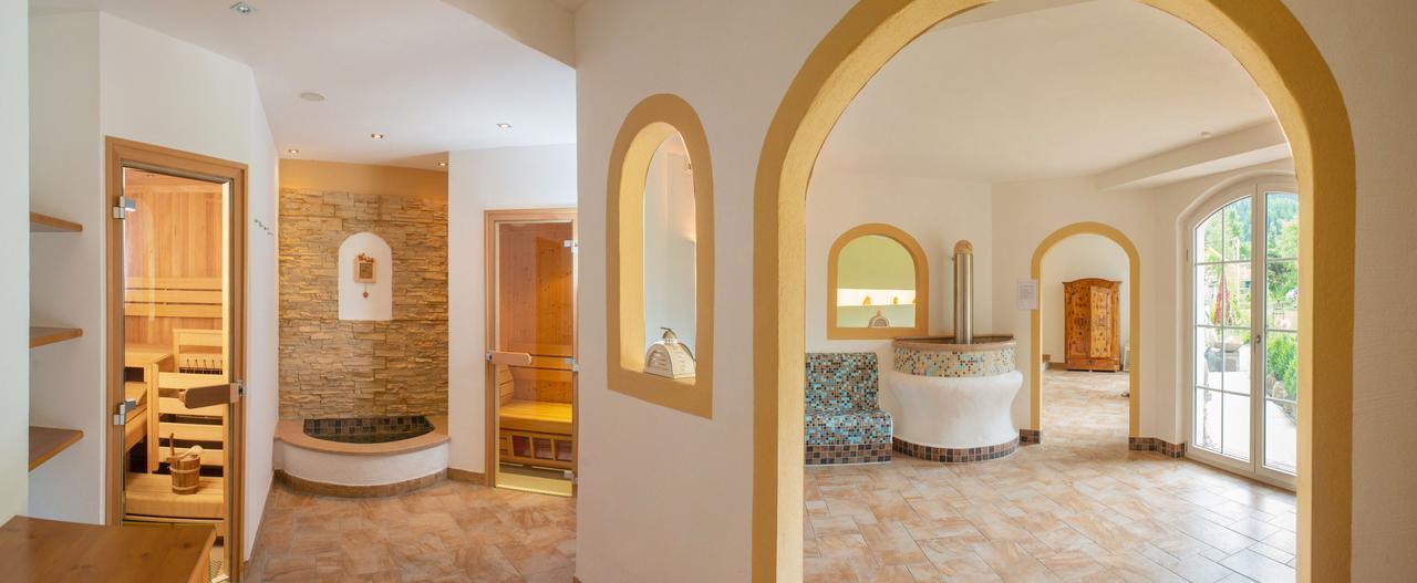 Landhotel Hubengut Bed And Breakfast Radstadt Dış mekan fotoğraf